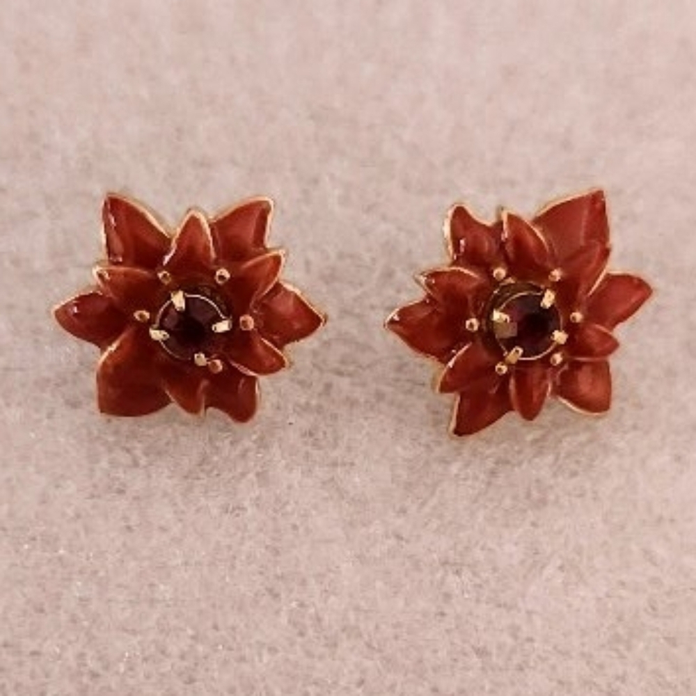 Avon Happy Holidays Poinsettia Post Earrings